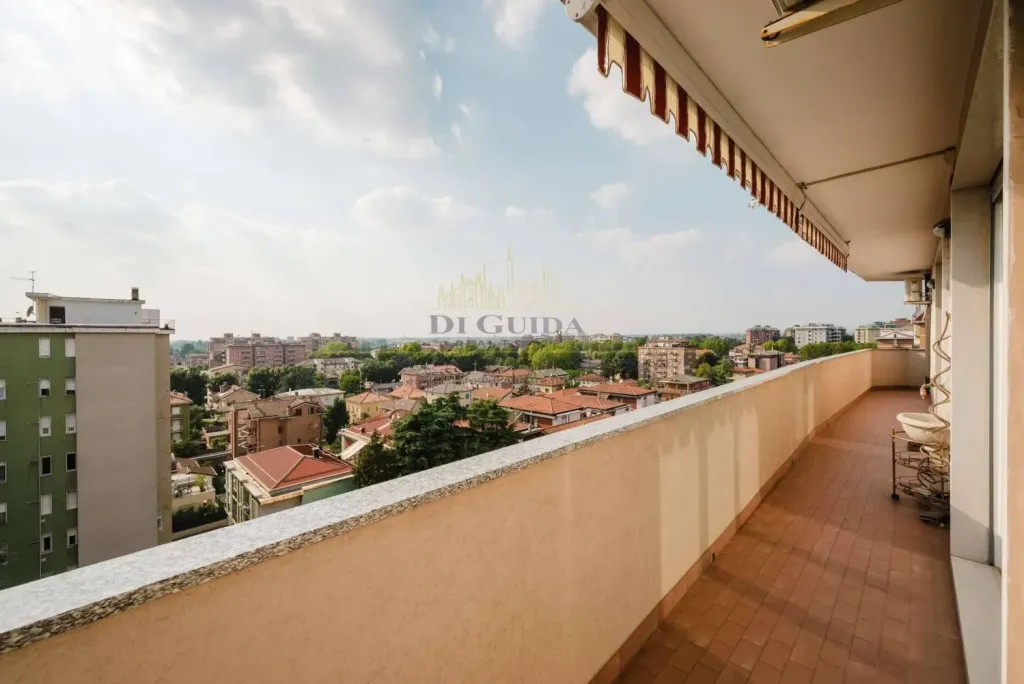 Balcone – Appartamento in vendita a Bellaria, Cinisello Balsamo | Di Guida Real Estate