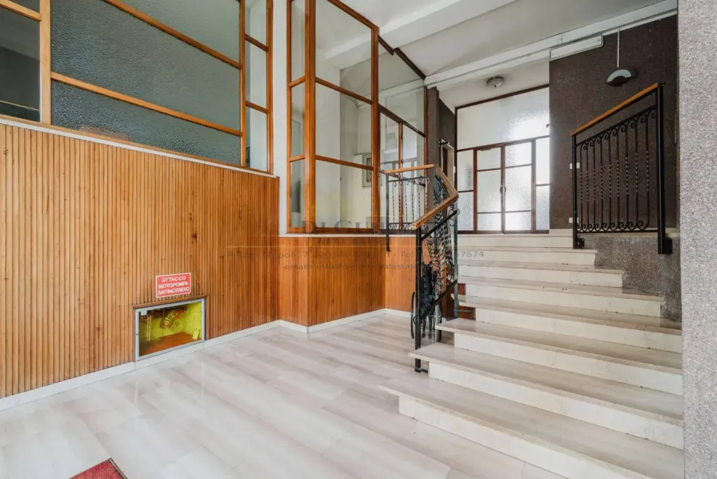 Interno palazzo – Appartamento in vendita a Bellaria, Cinisello Balsamo | Di Guida Real Estate