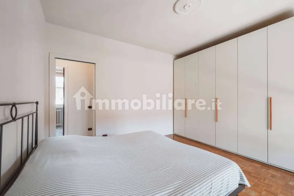 Trilocale in via Tommaso D'Aquino 7 – Camera da letto – Appartamento in vendita a Cittadella - Villaggio Dalmazia, Novara | Di Guida Real Estate
