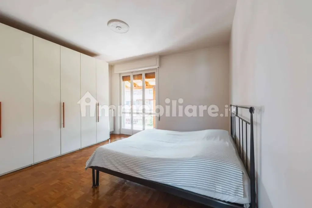 Trilocale in via Tommaso D'Aquino 7 – Camera da letto – Appartamento in vendita a Cittadella - Villaggio Dalmazia, Novara | Di Guida Real Estate