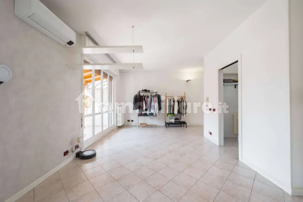 Trilocale in via Tommaso D'Aquino 7 – Interno – Appartamento in vendita a Cittadella - Villaggio Dalmazia, Novara | Di Guida Real Estate